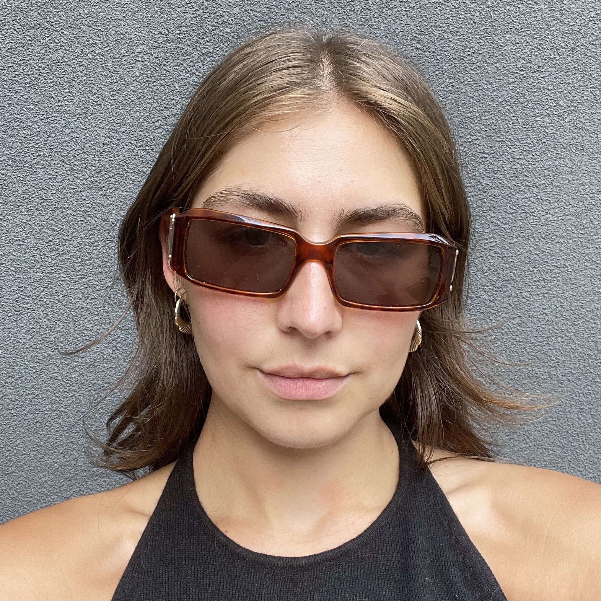y2k miu miu sunglasses — muñeca vintage
